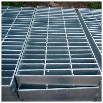 廠家直銷現(xiàn)貨鋼格板產(chǎn)品@泰鋼格板廠